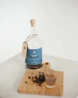 "ДЖИН" Бутылка подарочная серия 1 л
